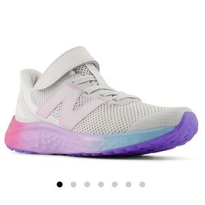 New Balance Fresh Foam Arishi V4 Sneaker